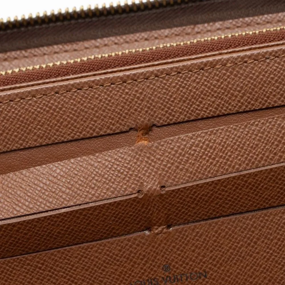 Louis Vuitton Vintage Monogram Canvas Zippy Organizer Wallet